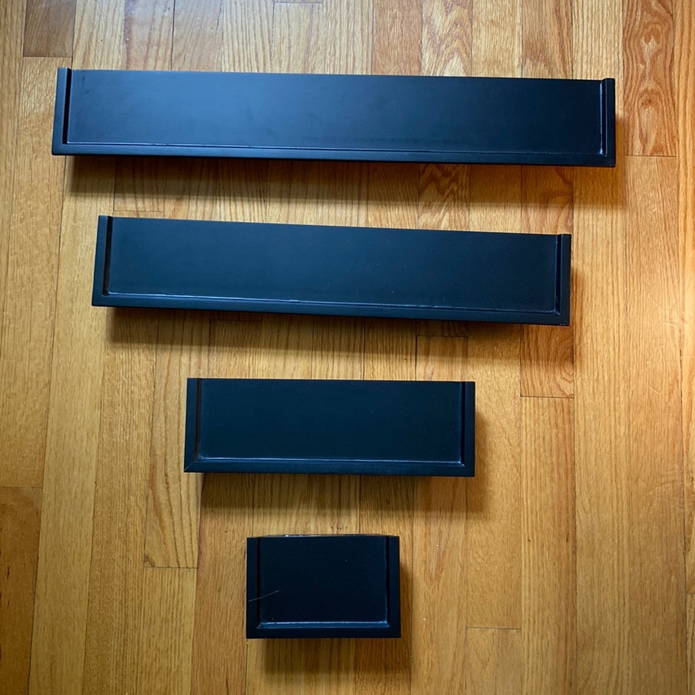 Decorative Shelves, Bundle of 4